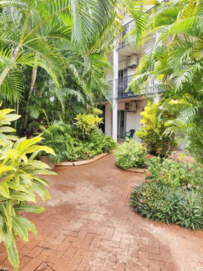 Coconut Grove Holiday Apartments, Darwin
